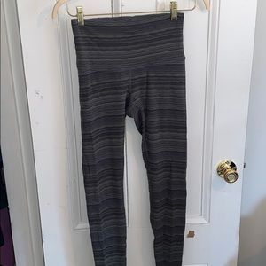 Lululemon wunder under green pattern leggings